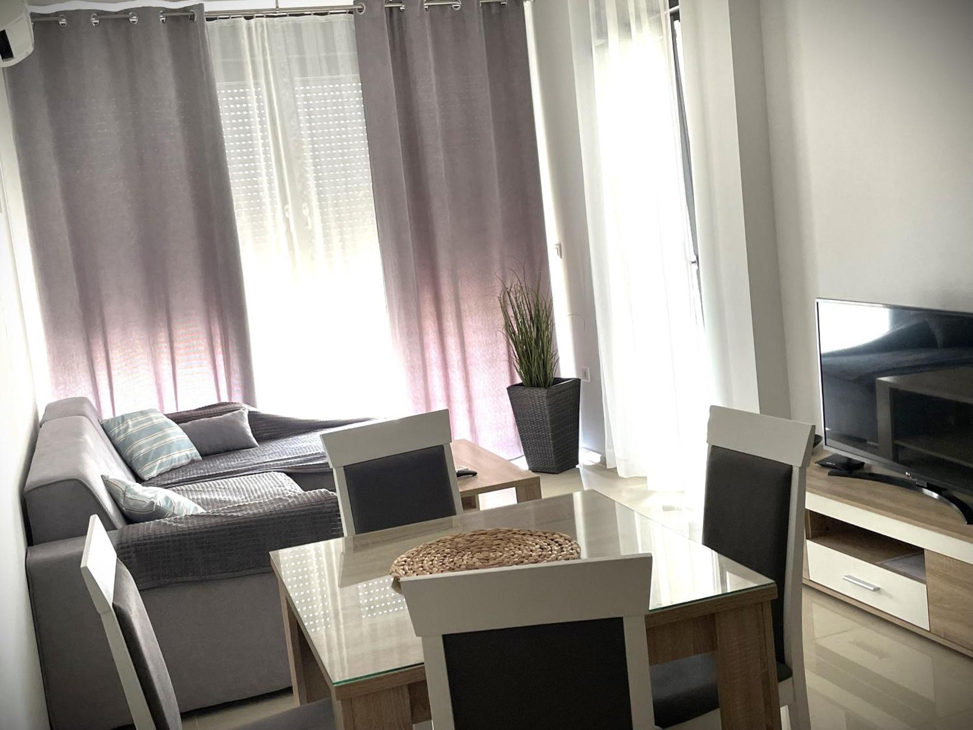 Giovanna Apartment With Terrace And Free Parking Pula Exterior photo